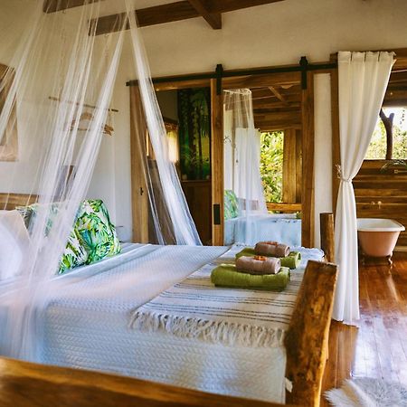 Villa Jungle Spirit Treehouse Cahuita Exterior foto